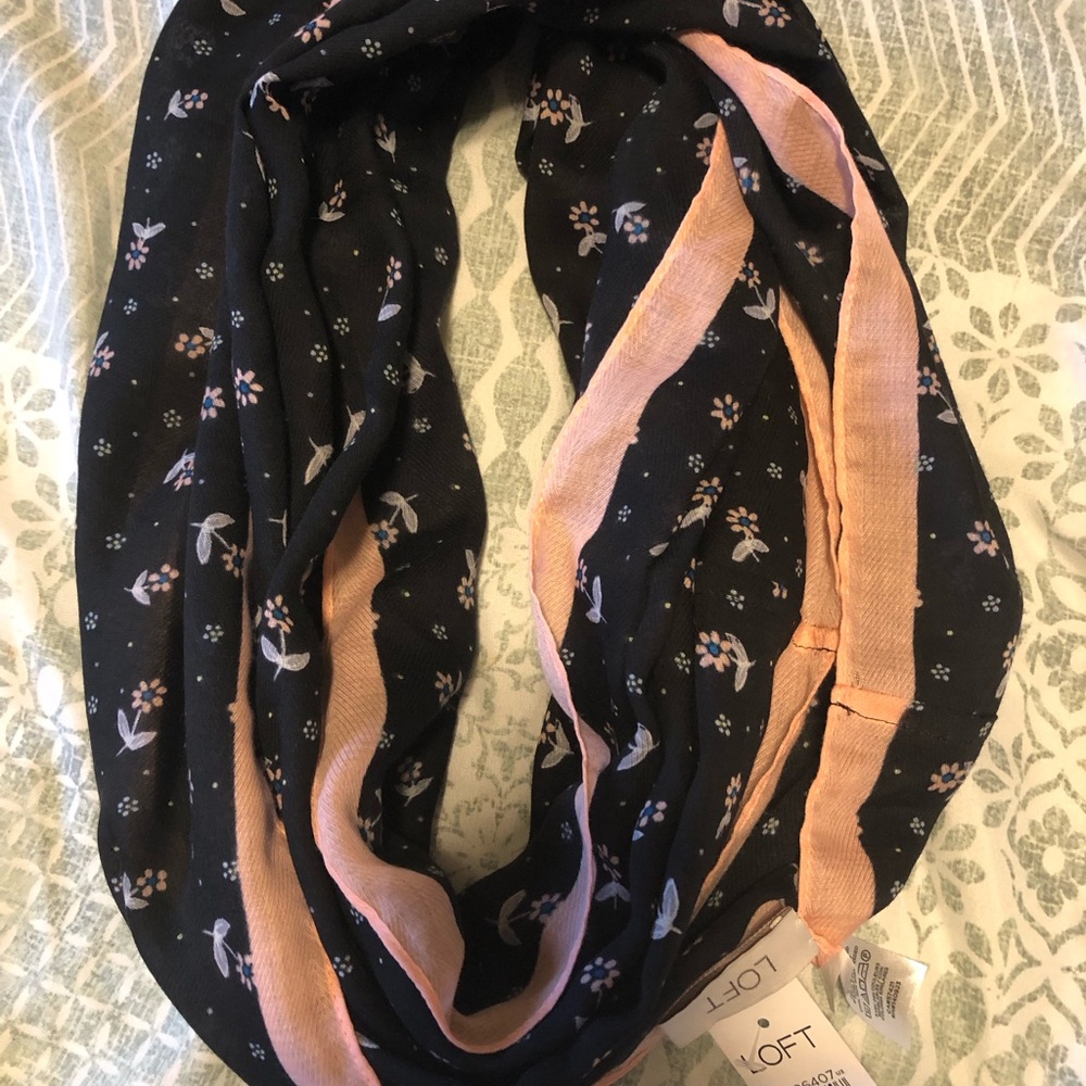 LOFT Black and Peach Floral Patterned Scarf